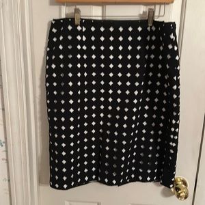 Black House White Market Black/White Skirt Sz 16